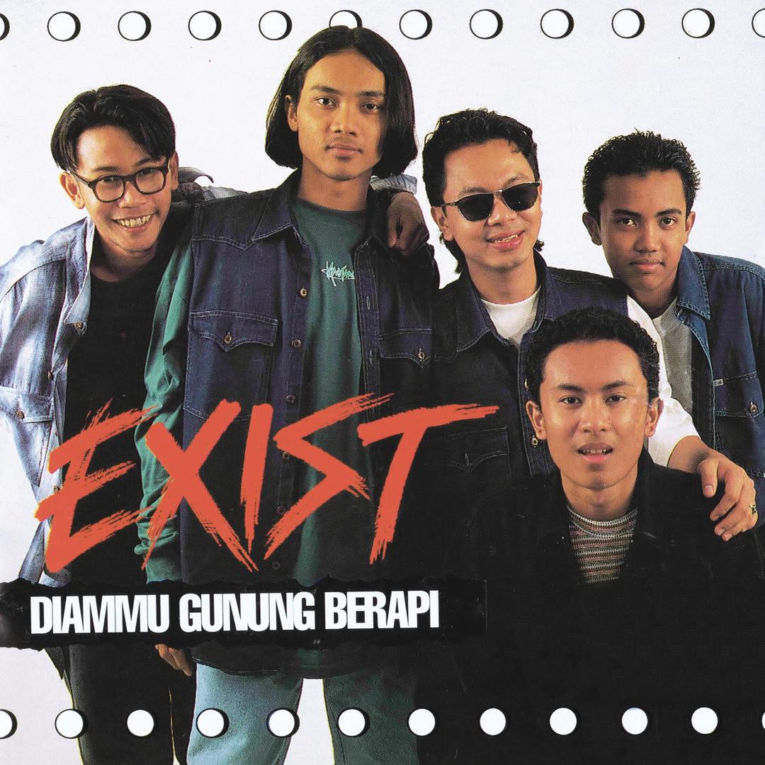 Mengintai Dari Tirai Kamar By Exists Pandora
